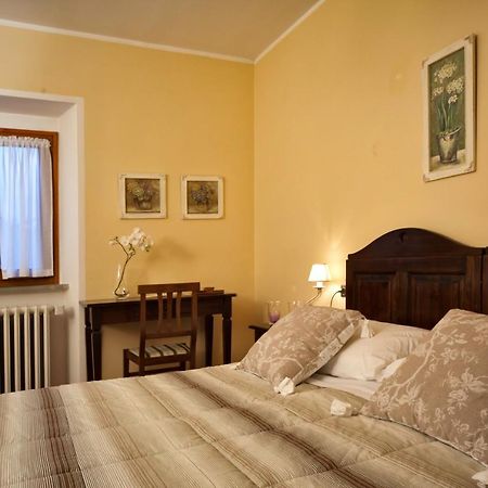 Agriturismo La Collina Delle Stelle Banzena ภายนอก รูปภาพ