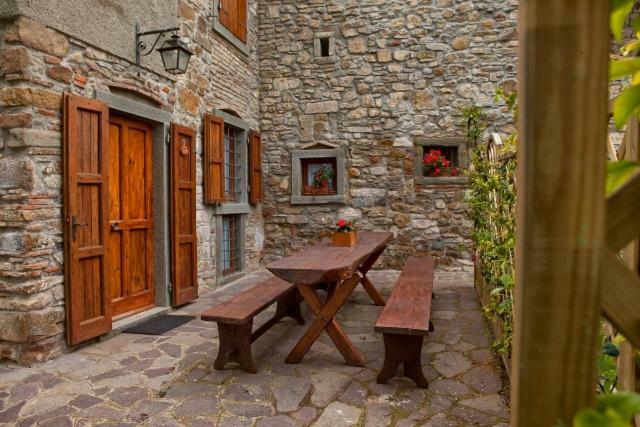 Agriturismo La Collina Delle Stelle Banzena ภายนอก รูปภาพ